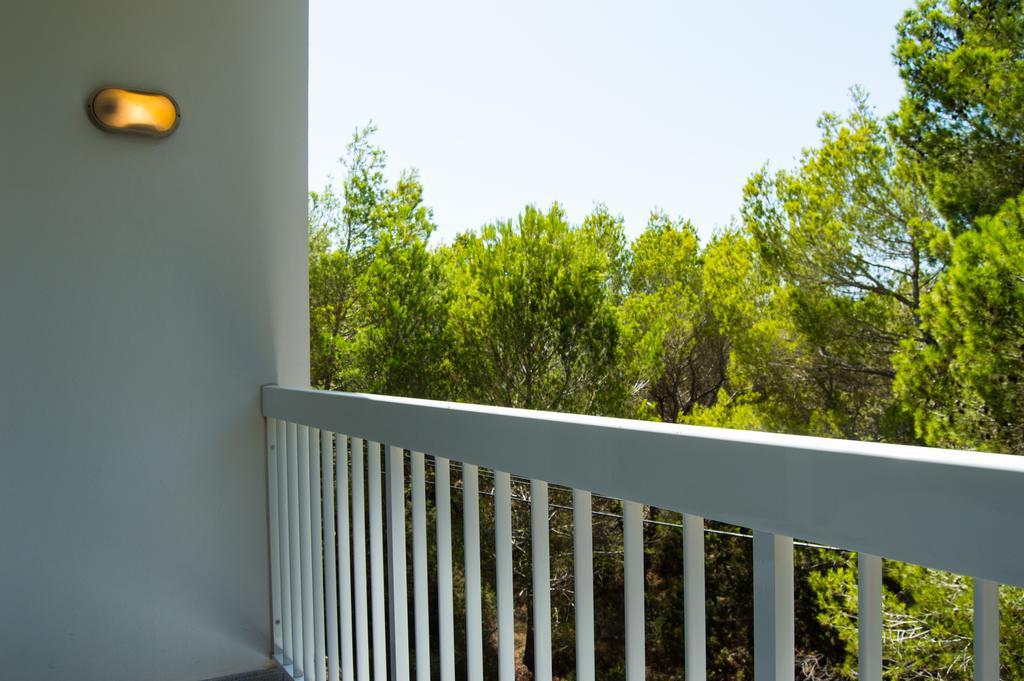 Es Pi 2 Otel Playa Migjorn Oda fotoğraf